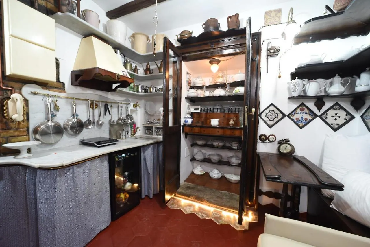 La Casa Dei Custodi Del Duca Ruffo Di Bagnara Apartment Naples 0*,