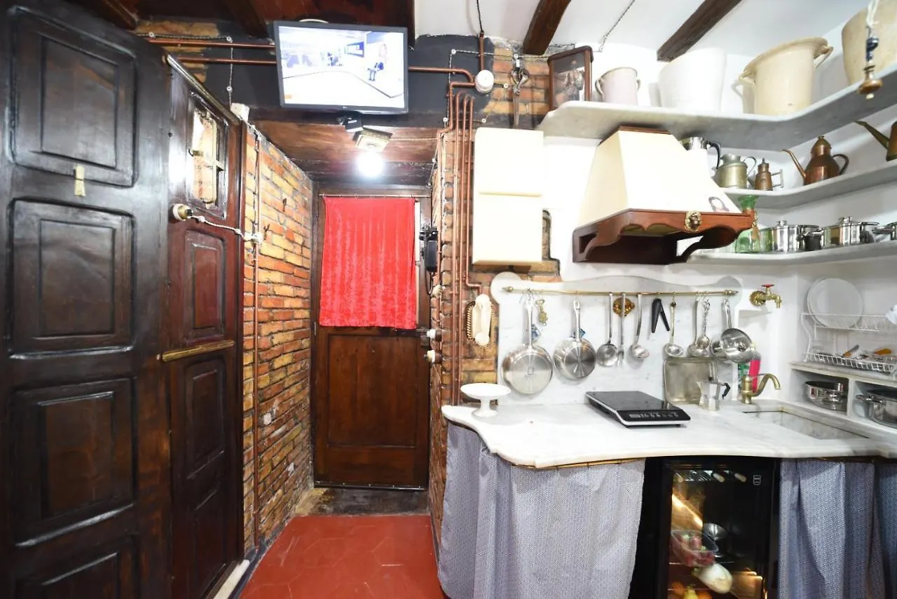 La Casa Dei Custodi Del Duca Ruffo Di Bagnara Apartment Naples